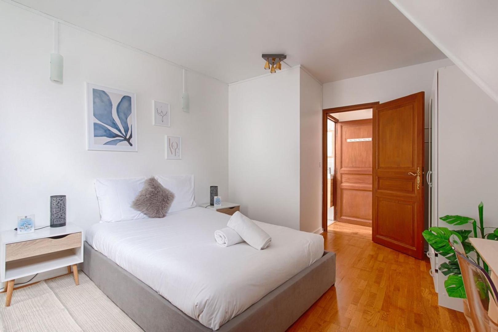 Appartement Near To Saint Lazare - 6P Paris Bagian luar foto